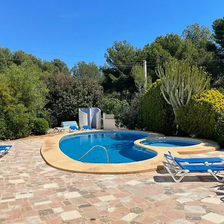 Stunning Modern 2 Bedroom Bunga With Shared Pool * Ifach