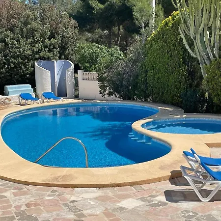 Stunning Modern 2 Bedroom Bunga With Shared Pool Apartamento